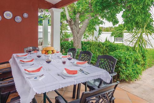 Córdoba 004 Large and comfortable villa in Palma del Río, Córdoba, Spain  with private pool for 8 persons...