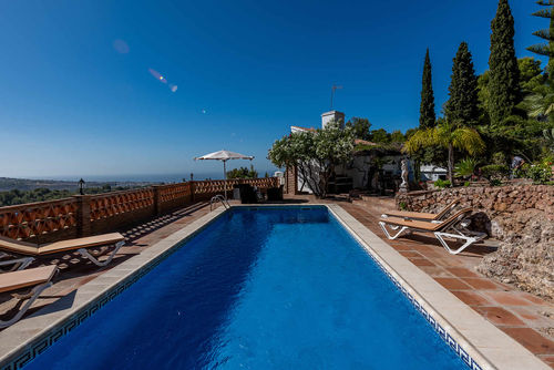 Nerja 046 Schöne und komfortable Villa  mit privatem Pool in Nerja, Costa del Sol, Spanien für 4 Personen...