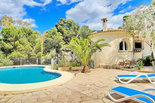 Villa La Belita by Solidays Wonderful and cheerful villa in Moraira, Costa Blanca, Spain with a private pool for 4 persons. The house is situated in a residential beach area, close to restaurants, bars, and supermarkets, and is 1 km from El Portet beach....
