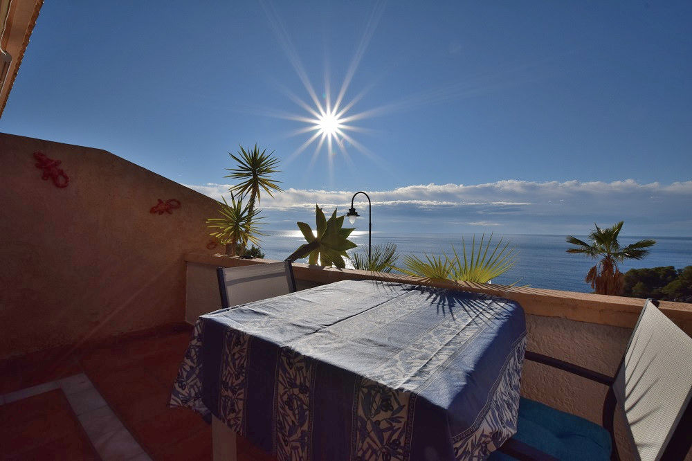 Zeepanorama, Appartement in Altea, aan de Costa Blanca, Spanje  met gemeenschappelijk zwembad voor 4 personen...