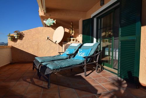 Zeepanorama Appartement avec piscine commune à Altea, Costa Blanca, Espagne pour 4 personnes. L'appartement est situé dans une zone côtière, vallonnée et résidentielle, à proximité de restaurants et bars et à 50 m de la plage....