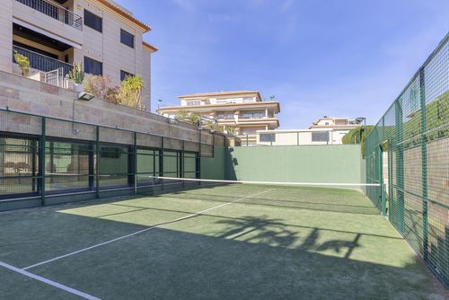 Jardines de Gorgos apartamento Apartamento encantador y agradable con piscina comunitaria en Javea, Costa Blanca, España, para 4 personas. El apartamento se encuentra en un complejo, en una zona residencial y a 1 km de la playa de Muntanyar....