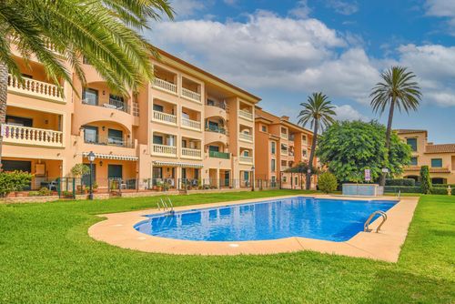 Jardines de Noa Apartment with communal pool in Jávea, Costa Blanca, Spain for 2 people. The apartment is situated in a residential beach area, close to restaurants, bars, and shops, at 1 km from La Grava Puerto, Jávea beach, and at 1 km from Mediterráneo, Jávea....