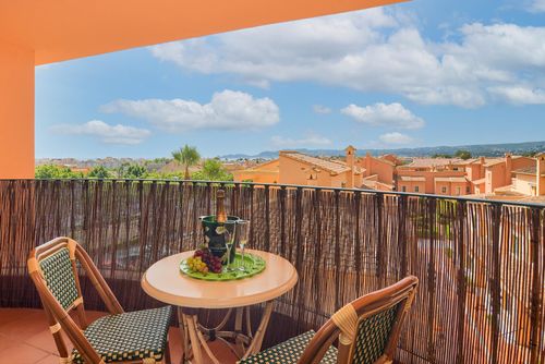Jardines de Noa Apartment with communal pool in Javea, Costa Blanca, Spain for 2 persons. The apartment is situated in a residential beach area, close to restaurants, bars, and shops, 1 km from La Grava Port, Javea beach, and 1 km from the Mediterranean Sea, Javea....