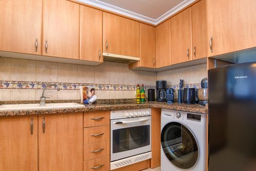 Jardines de Noa Apartment in Javea, Costa Blanca, Spanien mit Gemeinschaftspool für 2 Personen. Das Apartment befindet sich in einem Wohngebiet in Strandnähe, unweit von Restaurants, Bars und Geschäften, 1 km von La Grava Puerto, Javea Strand und 1 km von Mediterraneo, Javea....