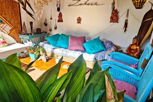 Zahara Hermosa y alegre villa con piscina privada en Chiclana de la Frontera, Costa de la Luz, España, para 7 personas. La casa está situada en una zona costera y rural....