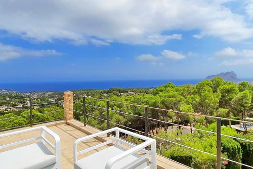 Villa Sun Carlos by Solidays Wonderful and cheerful villa in Benissa, Costa Blanca, Spain, with private pool for 8 persons. The house is situated in a coastal and hilly area, just 2 km from La Fustera beach....