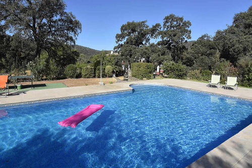 Aracena 003 Casa rural rústica y romántica  con piscina comunitaria en El Repilado, Huelva, España para 4 personas...