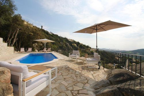 Villa Romiwi Villa con piscina privada en Calonge, Cataluña, España para 6 personas. La casa está situada en una zona costera y residencial, a 4 km de la playa....