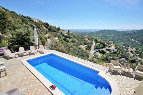 Villa Romiwi Villa con piscina privada en Calonge, Cataluña, España para 6 personas. La casa está situada en una zona costera y residencial, a 4 km de la playa....