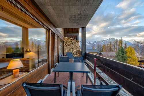 Appartement Clairiere 102 Appartement classique et confortable à La Tzoumaz, 4 Vallées, Suisse, pour 6 personnes. L'appartement est situé dans une région montagneuse....