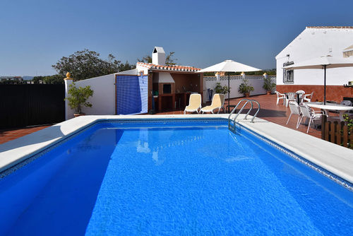 Nerja 004 Mooie en comfortabele villa  met privé zwembad in Nerja, Costa del Sol, Spanje voor 4 personen...
