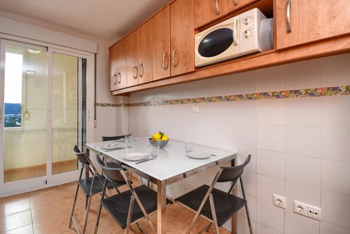 Tigre 4 pax Prachtig en comfortabel appartement in Jesús Pobre, Costa Blanca, Spanje met gemeenschappelijk zwembad voor 4 personen. Het appartement is gelegen in een kust- en woonwijk en dicht bij restaurants en bars, winkels en supermarkten....