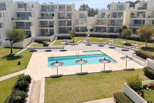 Tierra de Mar 73 by homeprive Wonderful and comfortable penthouse with communal pool in Denia, Costa Blanca, Spain for 5 persons. The house is situated close to restaurants, bars, and supermarkets and is 25 m from the beach....