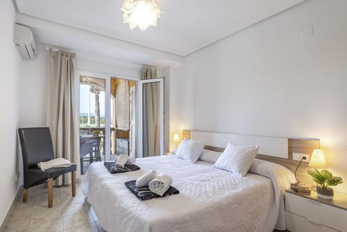 Aurora Wonderful and comfortable apartment with communal pool in Javea, Costa Blanca, Spain for 4 people. The apartment is situated in a residential beach area, close to restaurants and bars, shops, supermarkets and a tennis court, at 200 m from Montañar I beach and at 0....