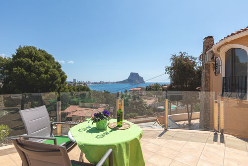 Casa Maryvilla Location de vacances merveilleuse et confortable à Calpe, Costa Blanca, Espagne  avec piscine privée pour 9 personnes...