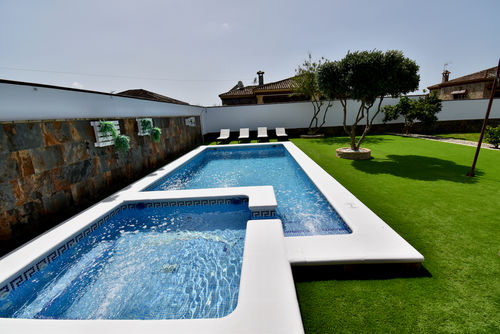 El Descansito Geweldige en comfortabele villa in Chiclana de la Frontera, Costa de la Luz, Spanje met privézwembad voor 8 personen. Het huis is gelegen in een landelijke strandomgeving....