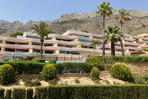 Vida La Nova Appartement moderne et ensoleillé à Altea, Costa Blanca, Espagne pour 4 personnes. L'appartement est situé dans une zone côtière, vallonnée et résidentielle, et se trouve à 4 km de la plage de Playa la Olla....