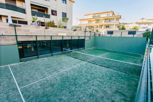 Gorgos Javea Port Apartamento moderno y agradable en Javea, Costa Blanca, España, con piscina comunitaria para 5 personas. El apartamento se encuentra en una zona residencial de playa, cerca de restaurantes y bares, a 1 km de la playa de La Grava y a 1 km del mar Mediterráneo....