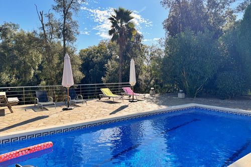 Maravilla Villa med privat pool i Calonge, Catalonien, Spanien for 6 personer. Huset er beliggende i et urbant og bjergrigt område....