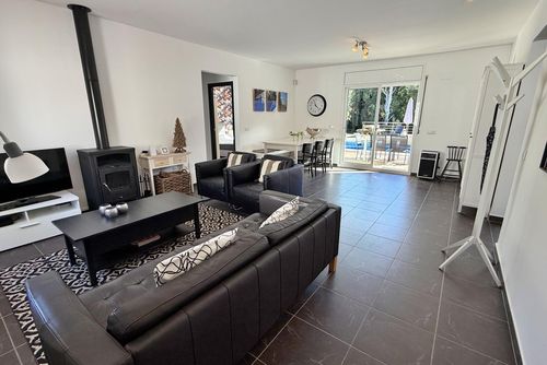 Maravilla Villa med privat pool i Calonge, Katalonien, Spanien för 6 personer. Huset ligger i ett urbant och bergigt område....