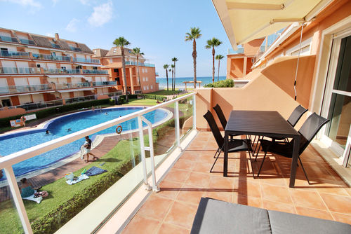 Mirador al Mar 87 by homeprive Beautiful and comfortable apartment in Denia, Costa Blanca, Spain with a communal pool for 4 persons. The apartment is situated in a residential beach area, close to restaurants, bars, and supermarkets, and 25 m from the beach....