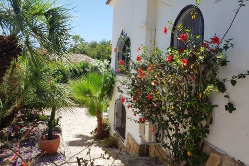 villa 1012 Comfortabele vakantiewoning  met privé zwembad in Benissa, Costa Blanca, Spanje voor 6 personen...