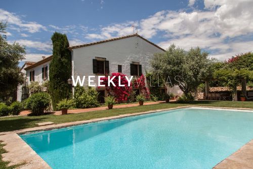 At 15 minutes drive from Sitges  20 minutes walk from beach Farmhouse Mas Peirot  Amaizing Garden 60 Hect  Genuine Farmhouse Comfortable villa with private pool in Sitges, Costa Dorada, Spain for 18 persons. The house is situated in a rural, wooded, urban and mountainous beach area....
