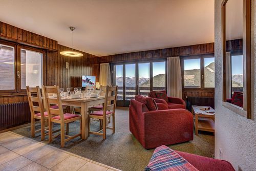 Appartement LaForet 35 Classic and comfortable apartment in La Tzoumaz, 4 Vallees, Switzerland for 4 persons...