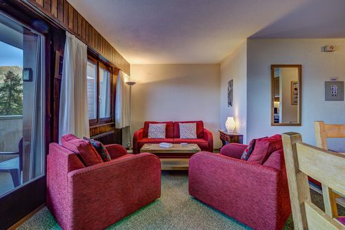 Appartement LaForet 35 Classic and comfortable apartment in La Tzoumaz, 4 Vallees, Switzerland for 4 persons...