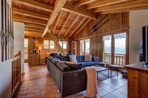 Chalet Bellevue - Jacuzzi - Views Klassisk och komfortabelt feriehus i La Tzoumaz, 4 Vallees, Schweiz för 8 personer...