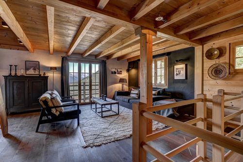 Chalet Cabana Luna Maison de vacances moderne et confortable à La Tzoumaz, 4 Vallées, Suisse, pour 10 personnes. La maison est située dans une région montagneuse et à proximité de restaurants et de bars....
