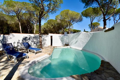 Espartosa 1 Villa rustique et confortable à Chiclana de la Frontera, Costa de la Luz, Espagne, avec piscine privée pour 5 personnes. La maison est située dans une zone rurale proche de la plage....