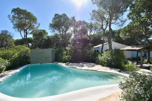 Espartosa 2 Rustic and comfortable villa in Chiclana de la Frontera, Costa de la Luz, Spain with private pool for 5 persons. The house is situated in a rural beach area....