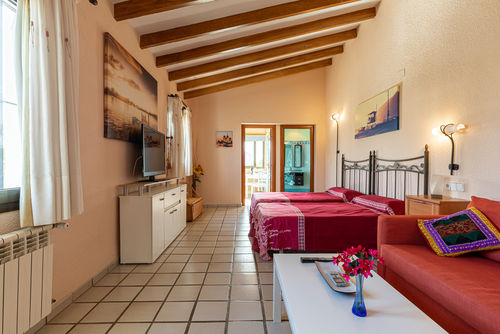 Alteana San Roque Huerto Apartment in Altea, Costa Blanca, Spain with communal pool for 2 persons. The apartment is situated in a coastal and urban area and is 4 km from Altea beach....