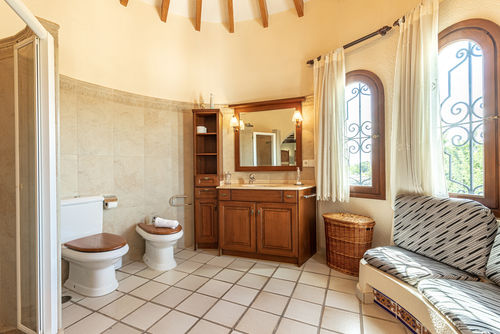 Alteana San Roque Cupula Apartment mit Gemeinschaftspool in Altea, Costa Blanca, Spanien für 2 Personen. Das Apartment befindet sich in einer küstlichen und städtischen Umgebung und liegt 4 km vom Strand von Altea entfernt....