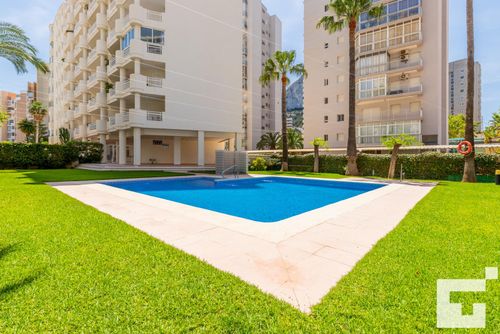 Apolo XII 4C Apartment in Calpe, Costa Blanca, Spain with a communal pool for 5 persons. The apartment is situated close to restaurants and bars, shops and supermarkets, and is 50 m from the beach....