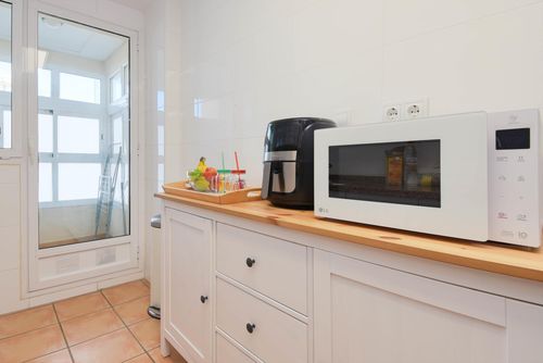 Jardines de Cannes Wonderful and comfortable apartment with communal pool in Jávea, Costa Blanca, Spain for 4 people. The apartment is situated in a residential beach area, close to restaurants and bars, shops, supermarkets and a tennis court, 1 km from Arenal Beach and 1 km from the Mediterranean Sea....