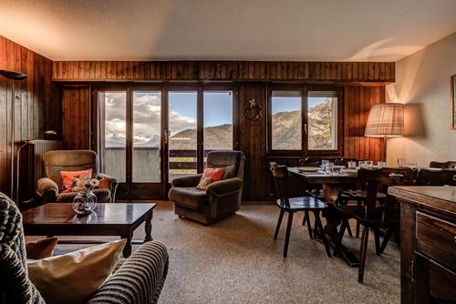 Appartement LaForet 23 Rustikale und klassische Ferienwohnung in La Tzoumaz, 4 Vallees, Schweiz für 6 Personen...