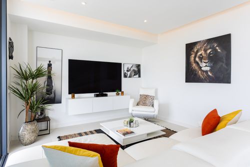 Higueron West 6421 Apartment in Benalmádena, Costa del Sol, Spain with communal pool for 4 persons. The apartment is situated in a residential area, 2 km from Playa Carvajal beach and 8 km from Fuengirola....