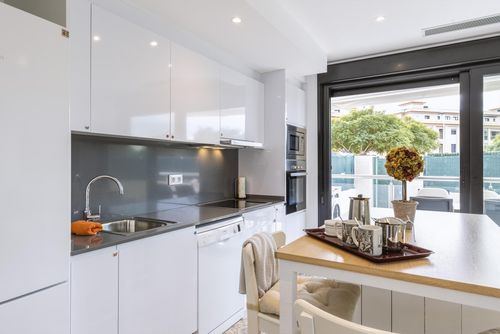 Apartamento Nuba A Lovely and comfortable apartment in Javea, Costa Blanca, Spain with communal pool for 4 persons. The apartment is situated in a residential area and is 1 km from Muntanyar beach....