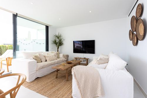 Apartment Higueron West Fase 1 Apart 501: Benalmadena, Costa del Sol, Spain. Livingroom, TV and multimedia and Dining room