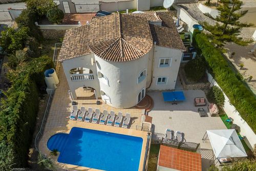 Casa Mariposa Blanca - by Aldertons Villa mewah besar dan   dengan kolam renang berpemanas di Benissa, Costa Blanca, Spain untuk 10 orang...