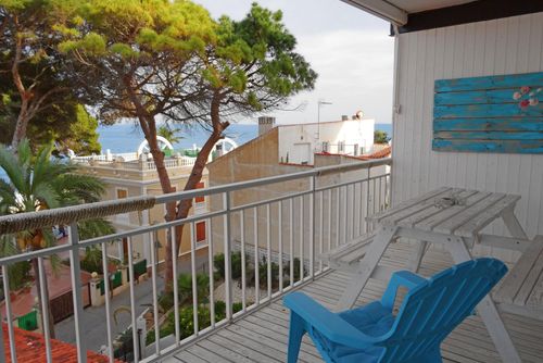 Garza Playa Lovely and cheerful apartment in Altea, Costa Blanca, Spain for 4 persons. The apartment is situated in a residential beach area, close to restaurants, bars, and supermarkets, just 25 m from Playa la Olla beach and 0....