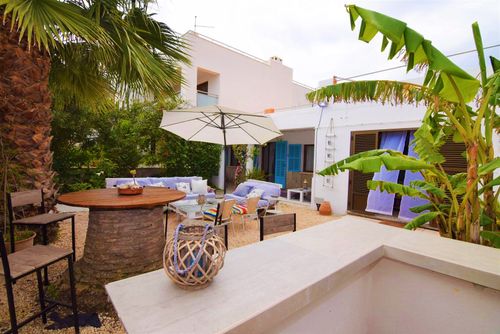 JAUME SANSÓ Casa a Colònia De Sant Pere, Maiorca, in Spagna per 7 persone...