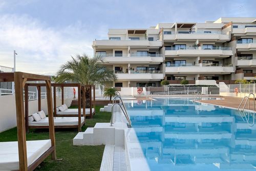 Lotus Jardinana 21 winter Modern and luxurious penthouse with private pool in Mijas Costa, Andalusia, Spain for 6 persons. The house is situated in a resort, in a coastal area, close to a golf course, restaurants and bars, shops and supermarkets, and is 1 km from La Cala de Mijas beach....