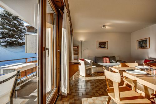 Appartement Nevada 105: La Tzoumaz, 4 Vallees, Suisse. Salle de séjour et Salon-salle à manger