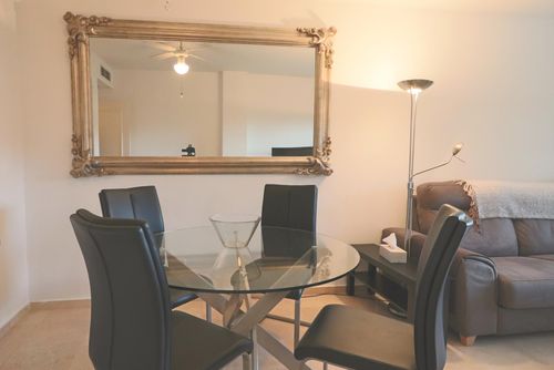 Apartment El Limonar Leilighet med felles svømmebasseng i Mijas-Las Lagunas, Andalusia, Spania for 4 personer. Leiligheten ligger i en golfresort og i et landlig område....