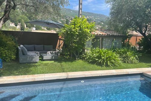 Magnifique avec piscine privée Villa à Grasse, Côte d'Azur, France  avec piscine privée pour 8 personnes...