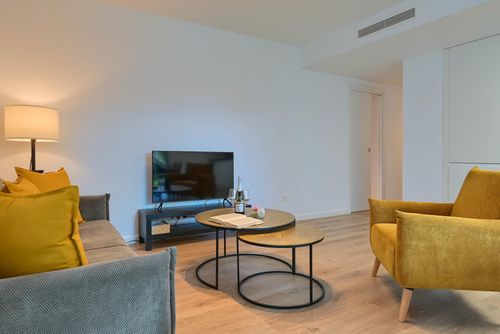 Essential Moderne und komfortable Wohnung in Jávea, Costa Blanca, Spanien mit Gemeinschaftspool für 6 Personen. Die Wohnung befindet sich in einem städtischen Gebiet, in der Nähe von Restaurants und Bars, Geschäften und Supermärkten und 2 km vom Strand La Grava, Puerto, Jávea entfernt....